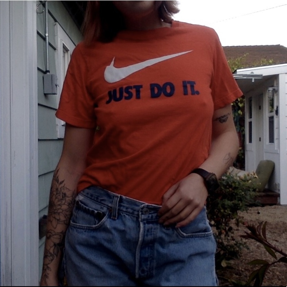 Orange & Blue Nike Tee 🧡💙